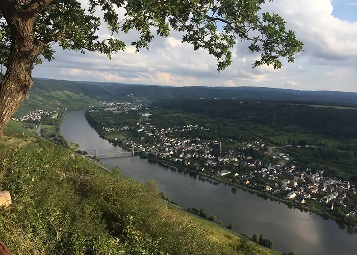 Mosel * Бернкастель-Кюс